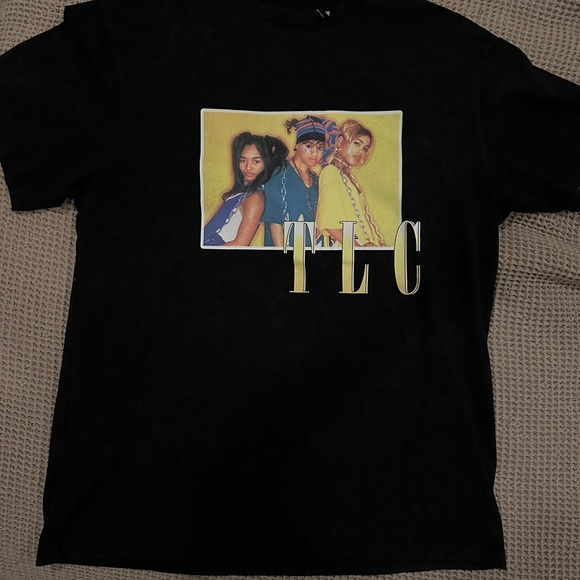Medium TLC oversized tshirt - Picture 4 of 4